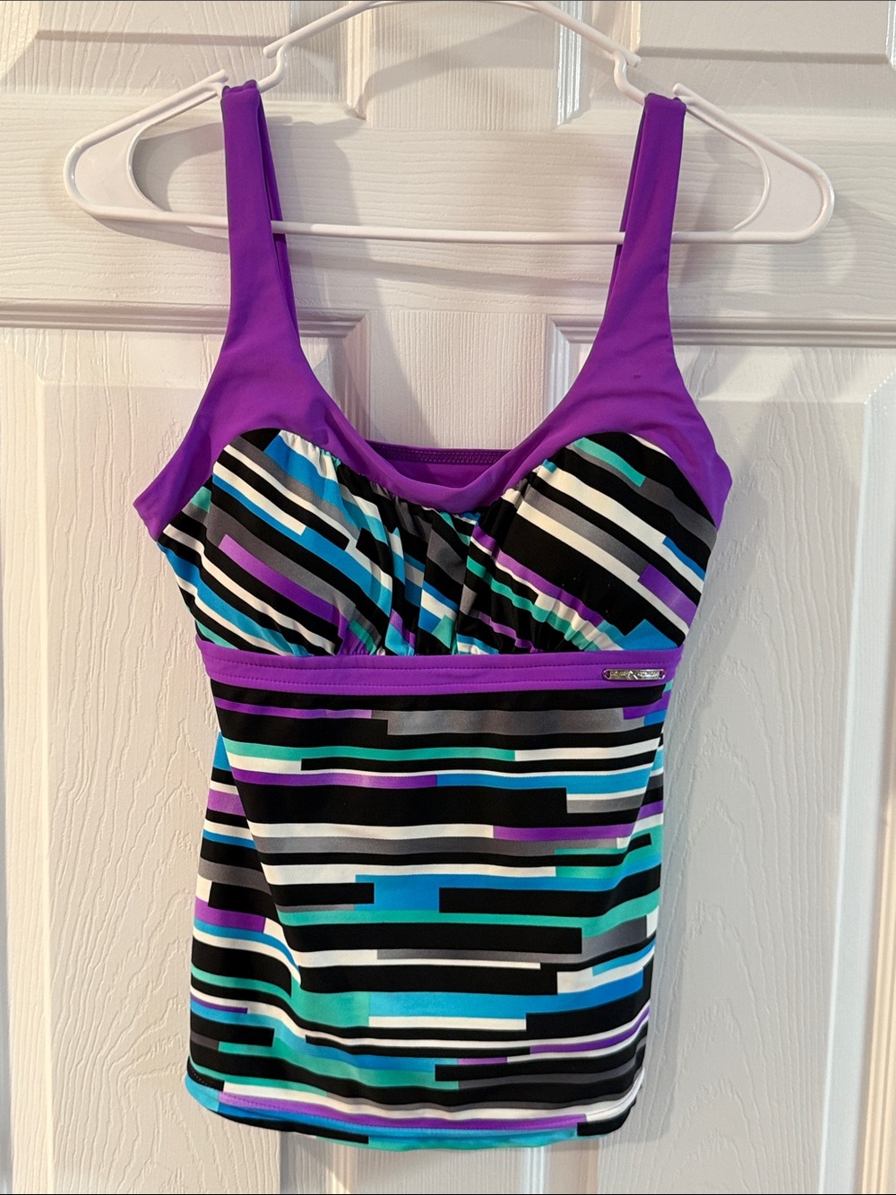 Zero Xposure Women’s Tankini Top (Size: 8)(EUC)